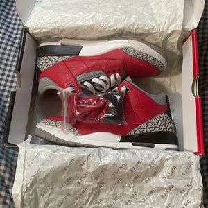 Jordan 3 red cement size 8